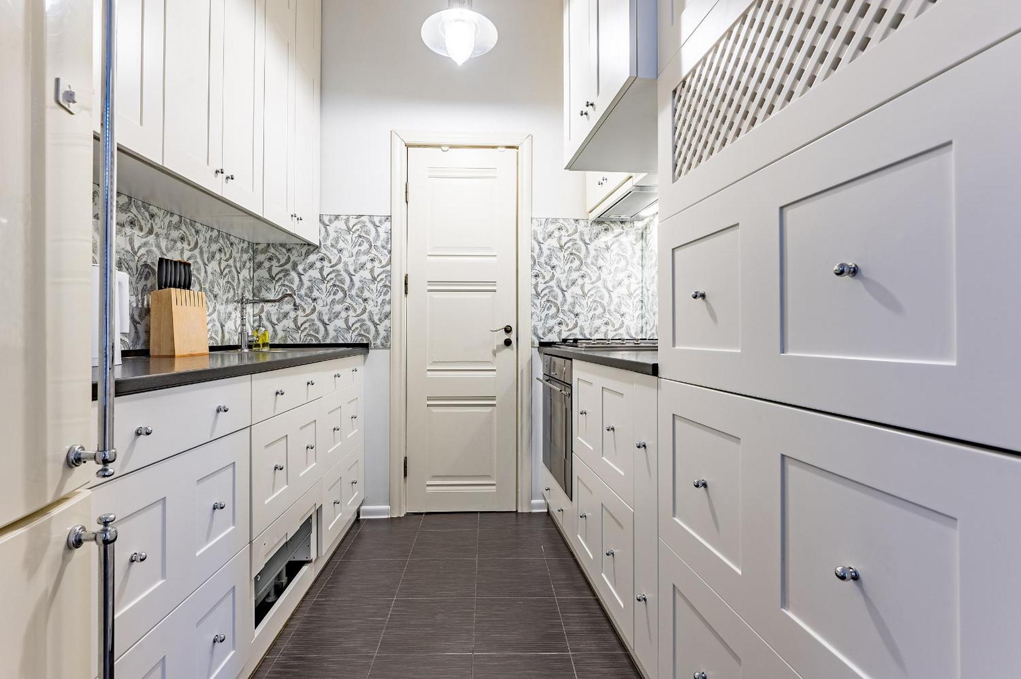 Next To Cathedral Square, Stylish 2bd Gem, Skapo St *