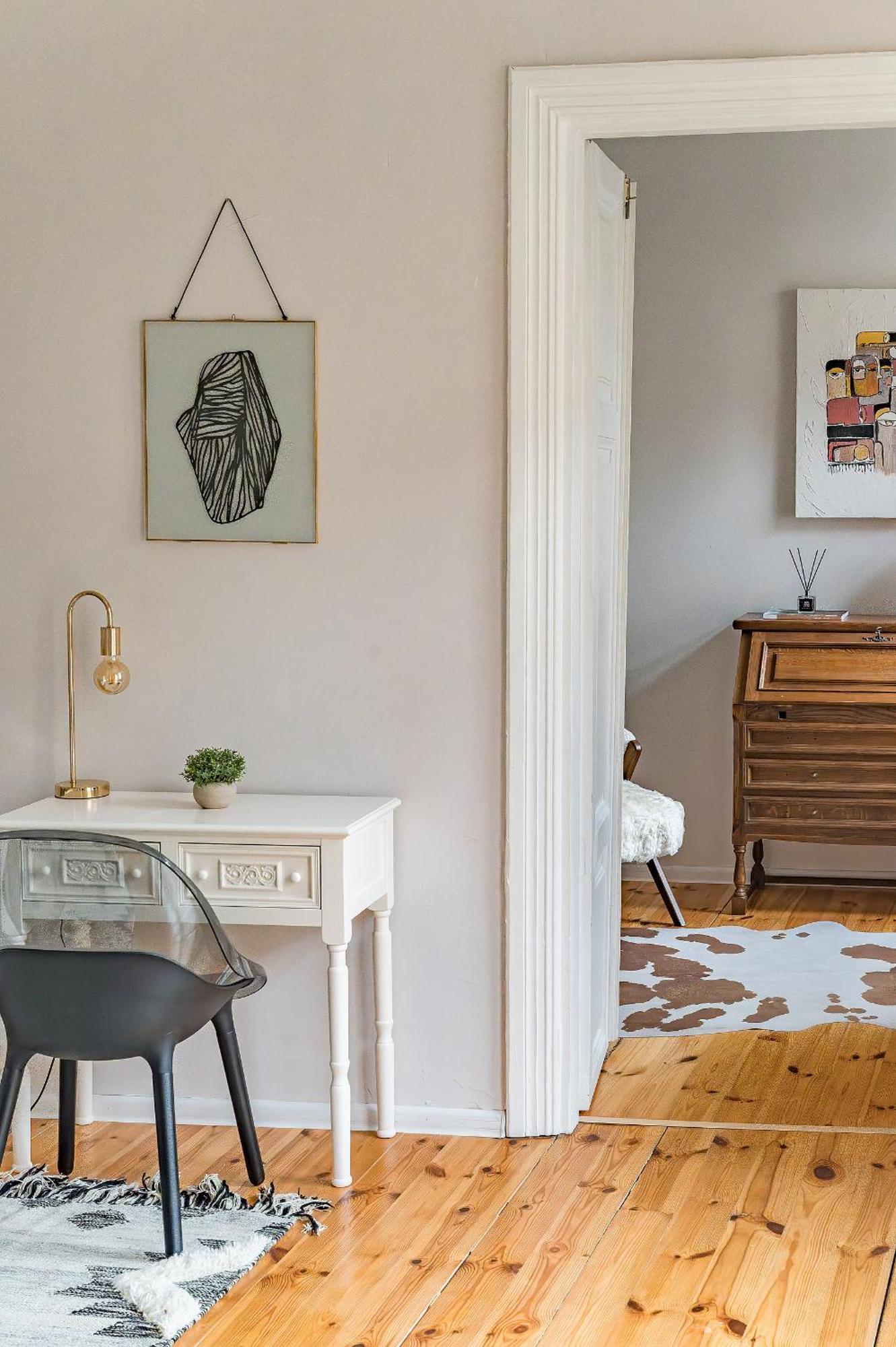 Butas Next To Cathedral Square, Stylish 2bd Gem, Skapo St *