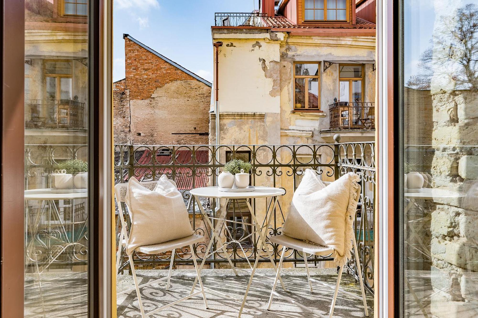 Butas Next To Cathedral Square, Stylish 2bd Gem, Skapo St
